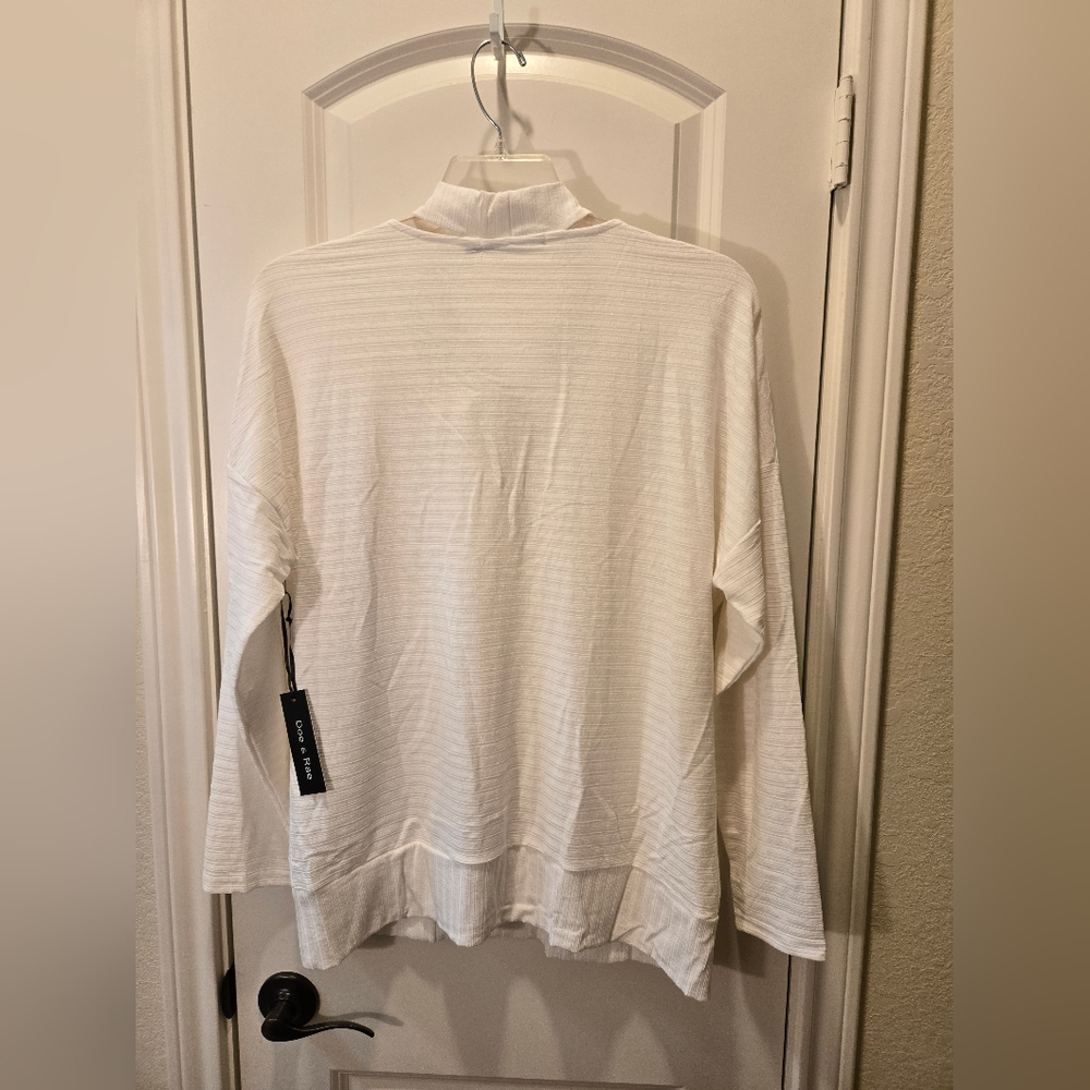 Doe & Rae Sweater - Picture 2 of 2
